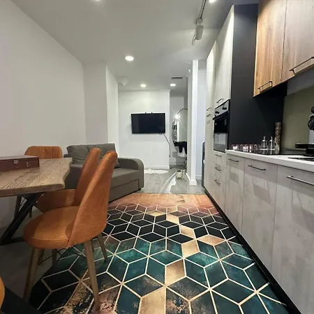 Park View Central Apartment *