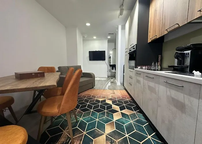 Park View Central Apartament *